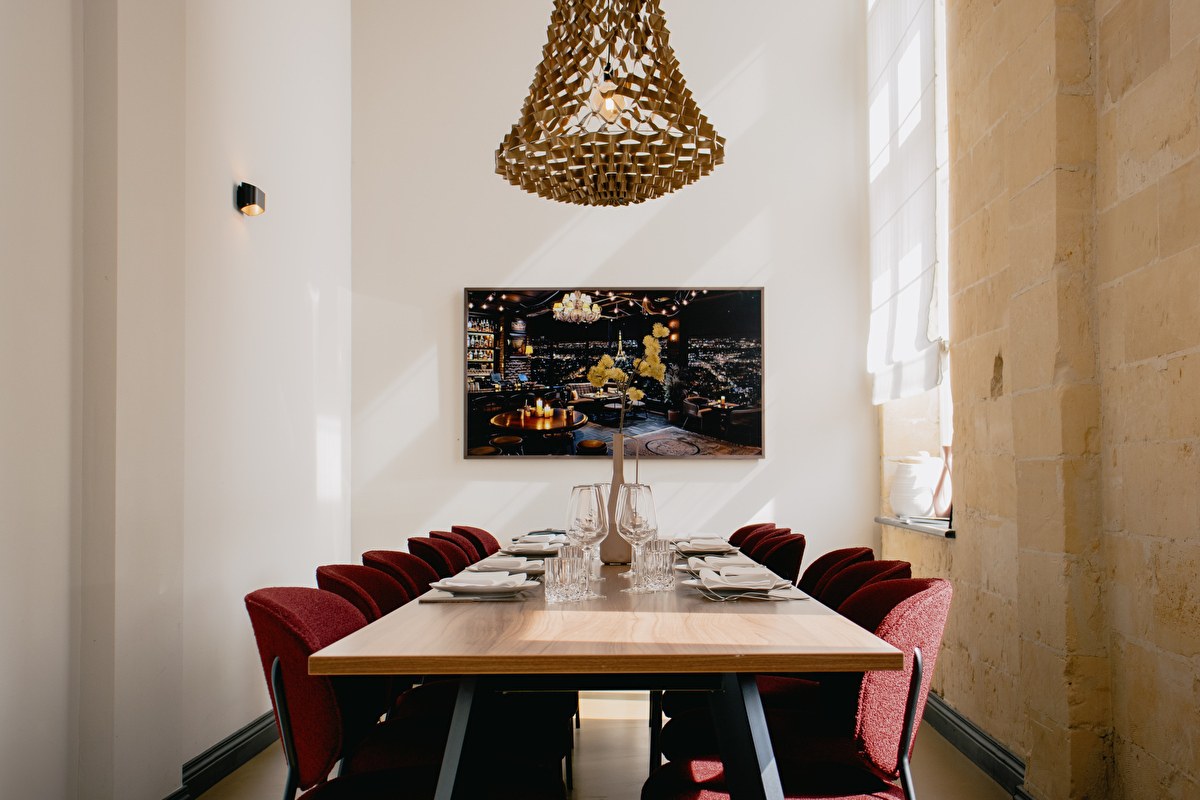 private dining hotel KINT