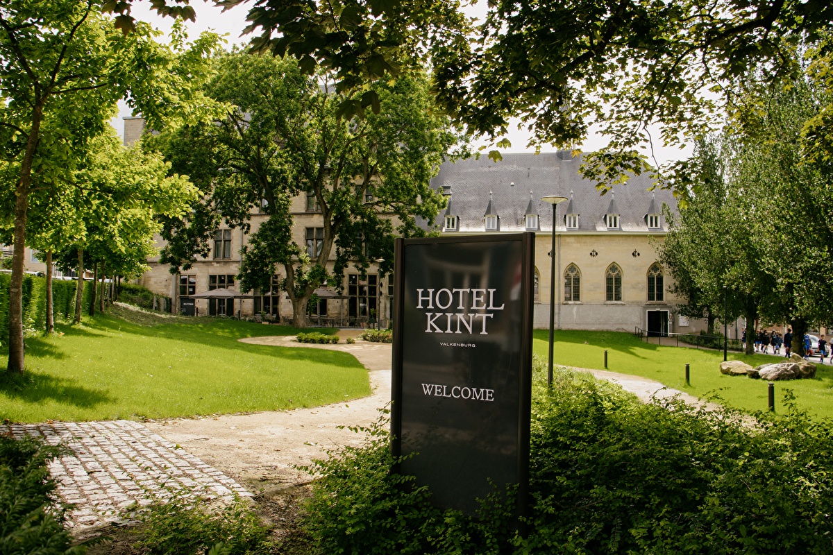 Verschiedene Wander- und Radwege in der Nähe des Hotels im Heuvelland